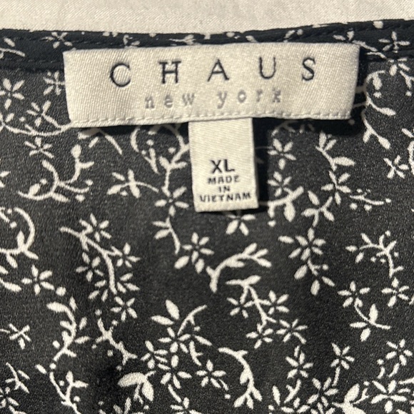 Chaus Black Monochrome Floral Top - Picture 5 of 5